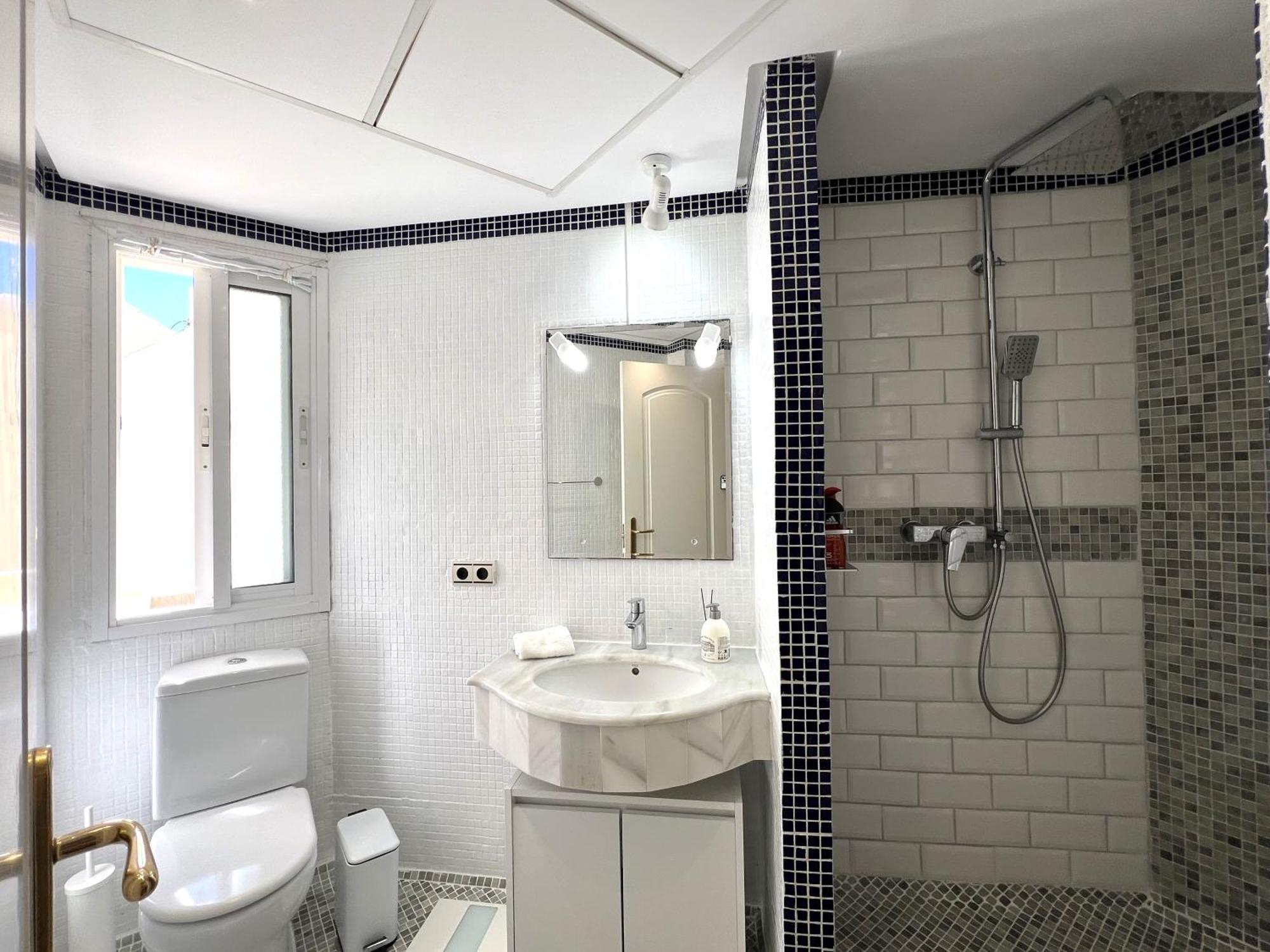 Stylish Townhouse In Beachfront Complex Μαρμπέλλα Εξωτερικό φωτογραφία