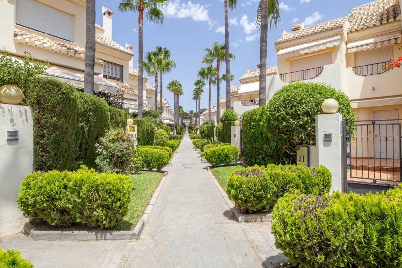 Stylish Townhouse In Beachfront Complex Μαρμπέλλα Εξωτερικό φωτογραφία